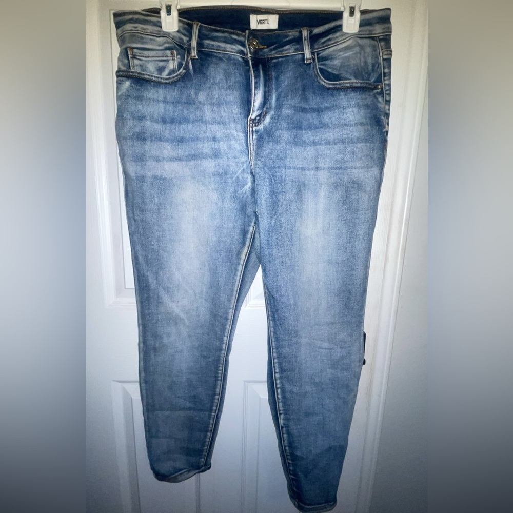 Vertu Skinny Jeans